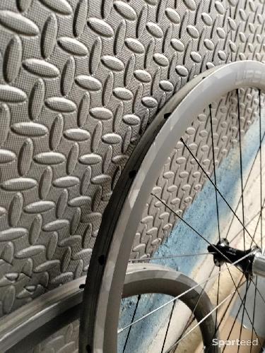 Vélo route - Roue route URSUS carbone Tubular neuves 700 muira Ts37  - photo 6