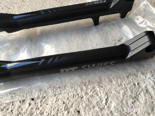 Vélo tout terrain - VTT - Fourche dt swiss one f535 29' 150mm neuve  - photo 6