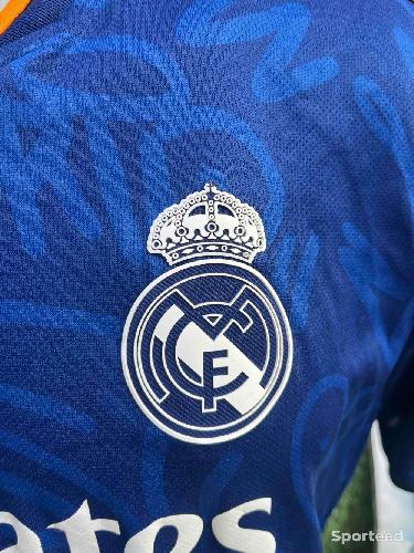 Football - Maillot Benzema Real Madrid  - photo 6