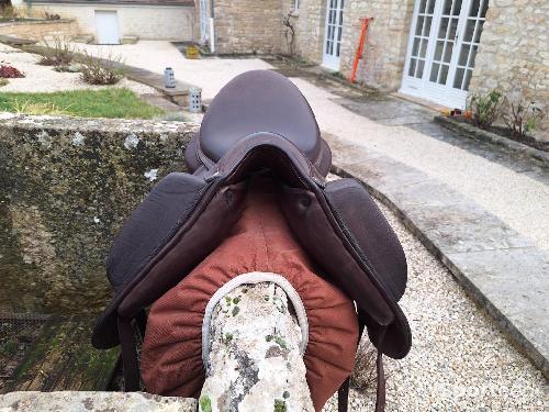 Equitation - Selle de dressage Aulion 18 pouces - photo 5