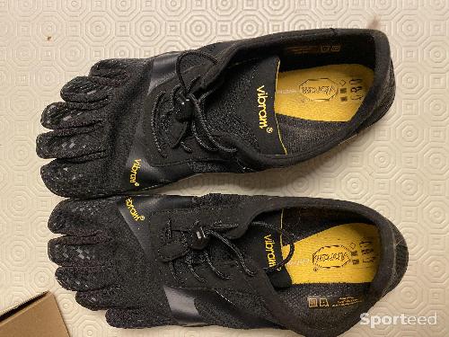 Course à pied route - Chaussures Vibram  - photo 6