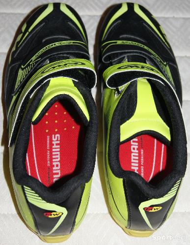 Vélo tout terrain - VTT - Chaussures vtt - 'NORTHWAVE' - modèle ' SPIKE EVO' - 44 - jaune et noir - photo 6