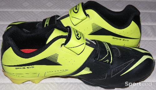 Vélo tout terrain - VTT - Chaussures vtt - 'NORTHWAVE' - modèle ' SPIKE EVO' - 44 - jaune et noir - photo 6