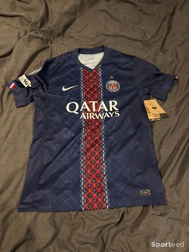 Maillot PSG 2025/26 Nike – Officiel – Taille M – Neuf