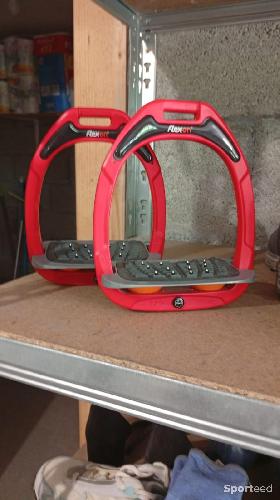 Étrier flex on rouge et noir