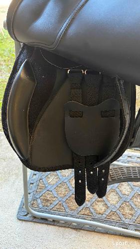 Equitation - Selle Fouganza Polyvalente Taille 16”1/2 - photo 5