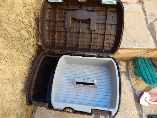 Equitation - bac à brosses + brosses - photo 6