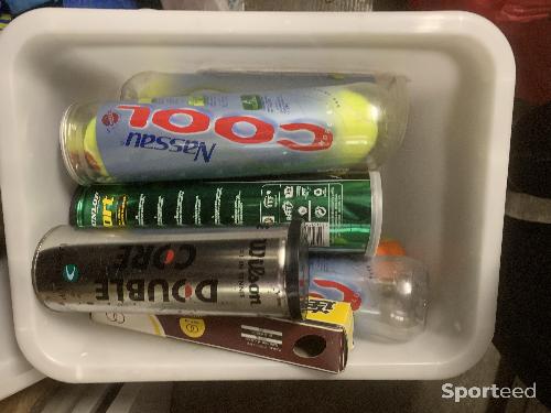 boîte de balle de tennis 