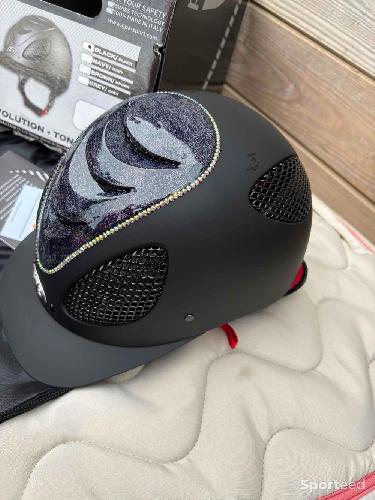 Equitation - Bombe GPA Speed Air Evo² – Neuve, personnalisée à la main, avec boîte - photo 6