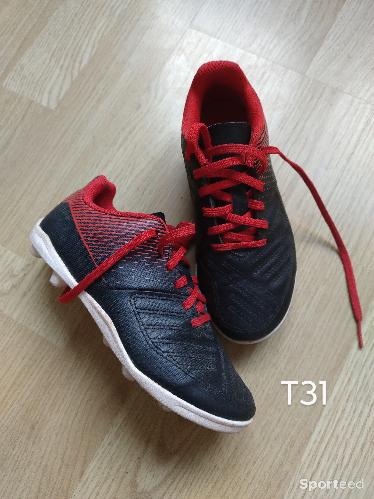 Chaussures de foot crampons T31 