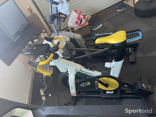 VÉLO INDOOR TOUR DE FRANCE NEUF JAMAIS SERVIS JUILLET 2025