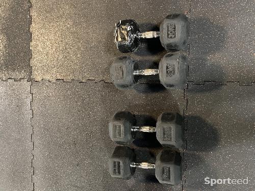 Haltères hexagonaux