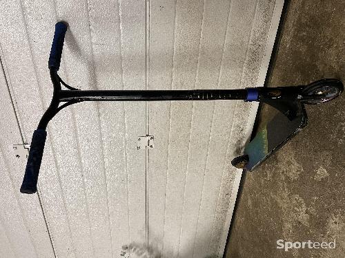 Trottinette freestyle (prix négociable) urgent