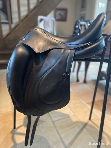 Selle de dressage Antares Cadence