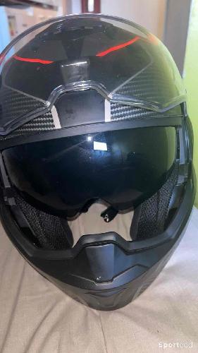 Casque moto