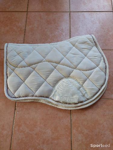 Equitation - Tapis blanc poney avec amortisseur intégré fourrure  - photo 6