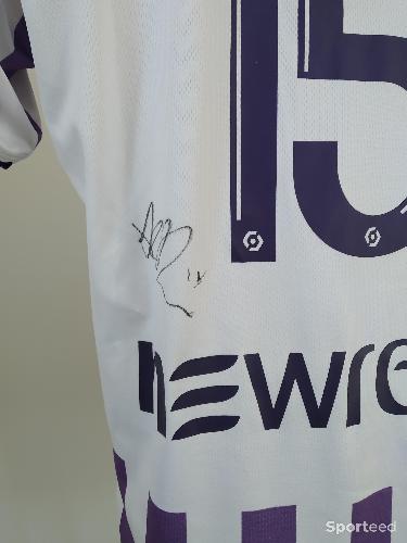 Football - Maillot Porté et Signé par Aron Donnum - Toulouse FC - photo 6