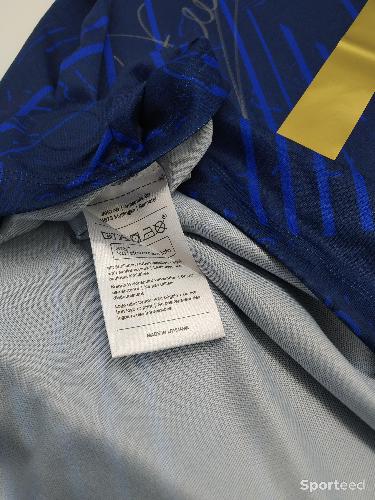 Football - Maillot Match Issued et Signé par Erdon Daci du SK Beveren - photo 6