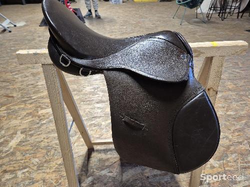 Equitation - Selle mixte 17 pouces  - photo 4