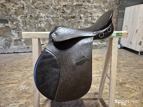 Equitation - Selle mixte 17 pouces  - photo 4