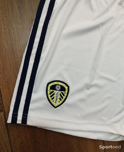 Football - Short de Football Adidas de Leeds United Football club LUFC Angleterre England taille S neuf et étiqueté  - photo 6