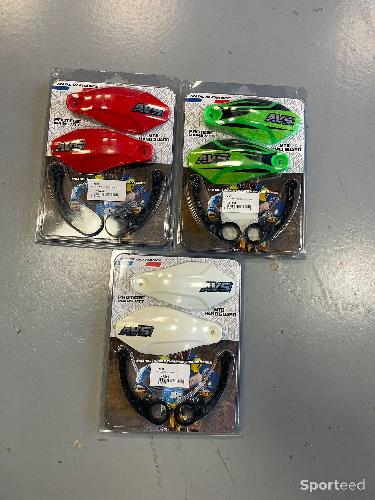 NEUF ! Protège main AVS