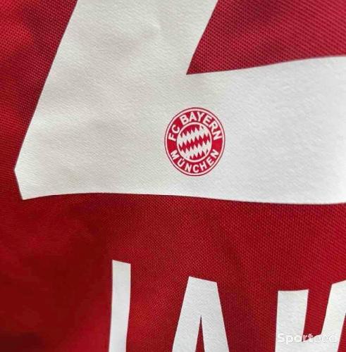 Football - Maillot Lahm Bayern Munich  - photo 6