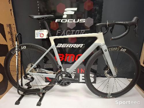 Vélo route - NEUF ! FOCUS IZALCO MAX 8.9 Utégra di2 12v Taille M & L -15% - photo 4