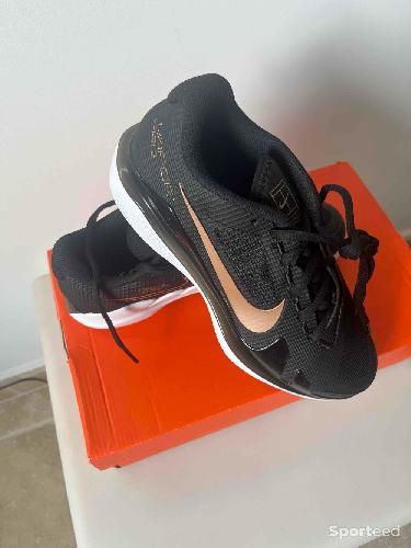 Tennis - Nike Court Air Zoom Vapor Pro Noir Metallic doré (femme) - photo 6