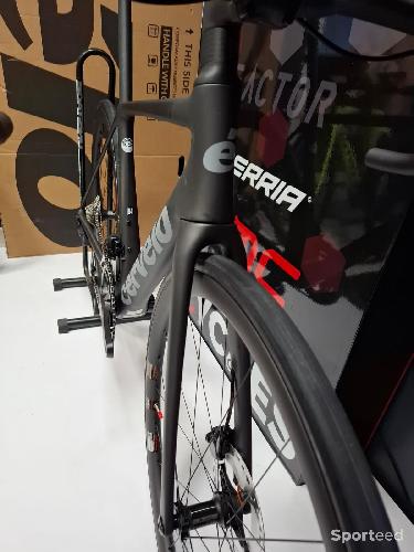 Vélo route - Neuf ! Cervélo R5 Ultegra di2 Taille 54  -25% - photo 4