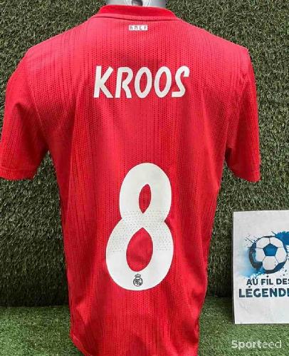 Football - Maillot Kroos Real Madrid  - photo 6