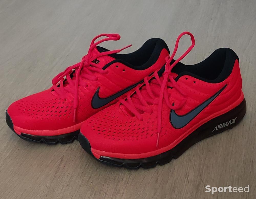 Course à pied route - Basket Nike AirMax 2017, taille 42, Neuf - photo 1