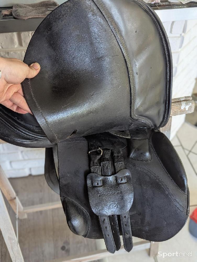Equitation - Selle en cuir noir 17,5 - photo 4