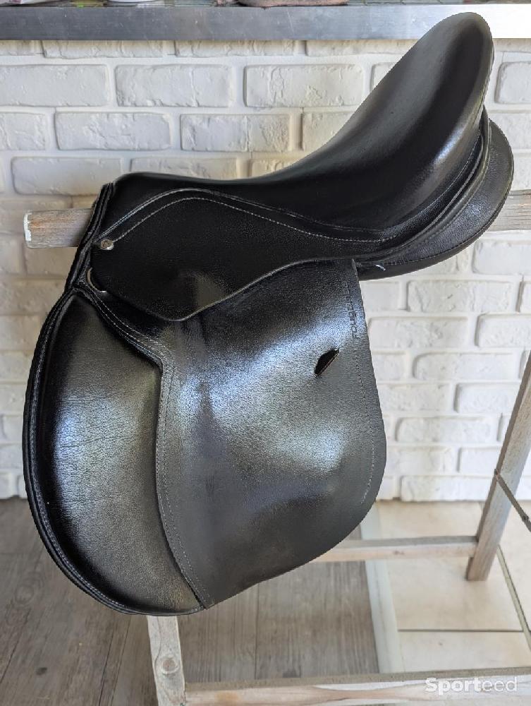 Equitation - Selle en cuir noir 17,5 - photo 5