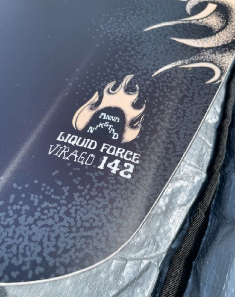 Ski nautique / Wakeboard - Wakeboard neuf LIQUID FORCE  - photo 3