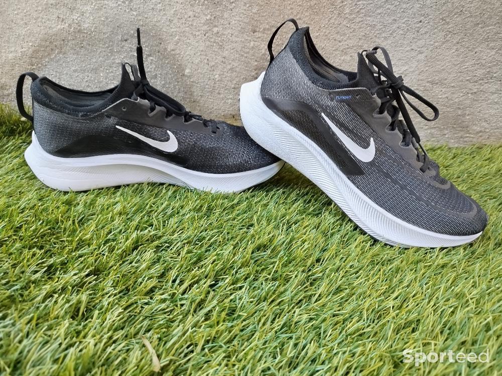 Course à pied route - Nike zoom fly 4 carbone  - photo 1