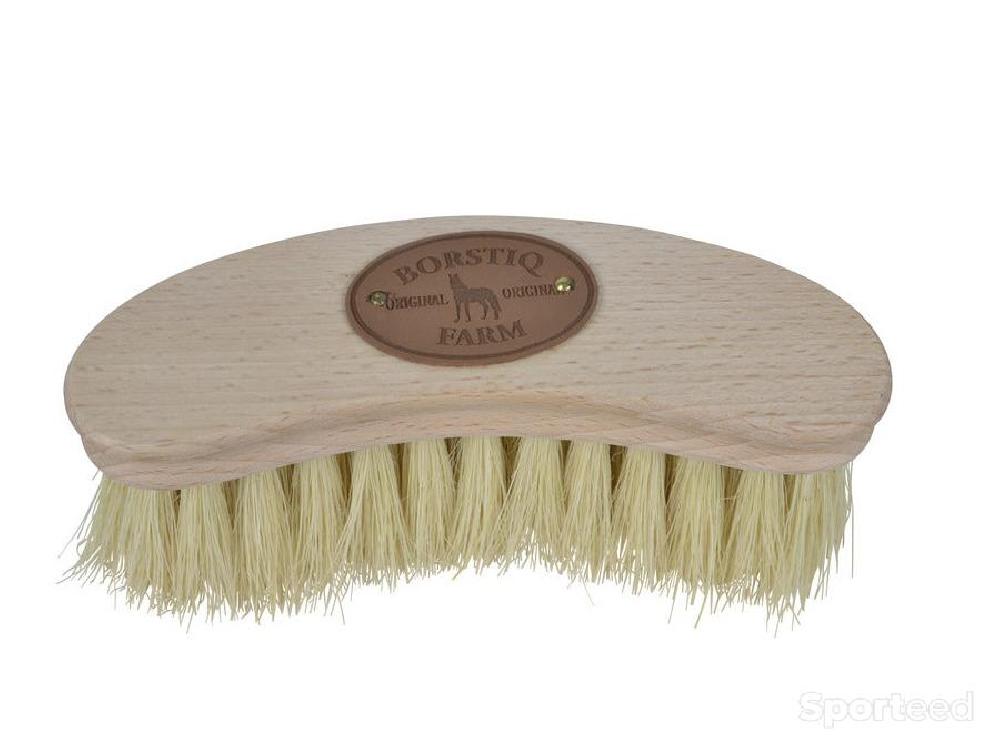 Equitation - Brosse Antistatique Banane « Mex » - photo 1