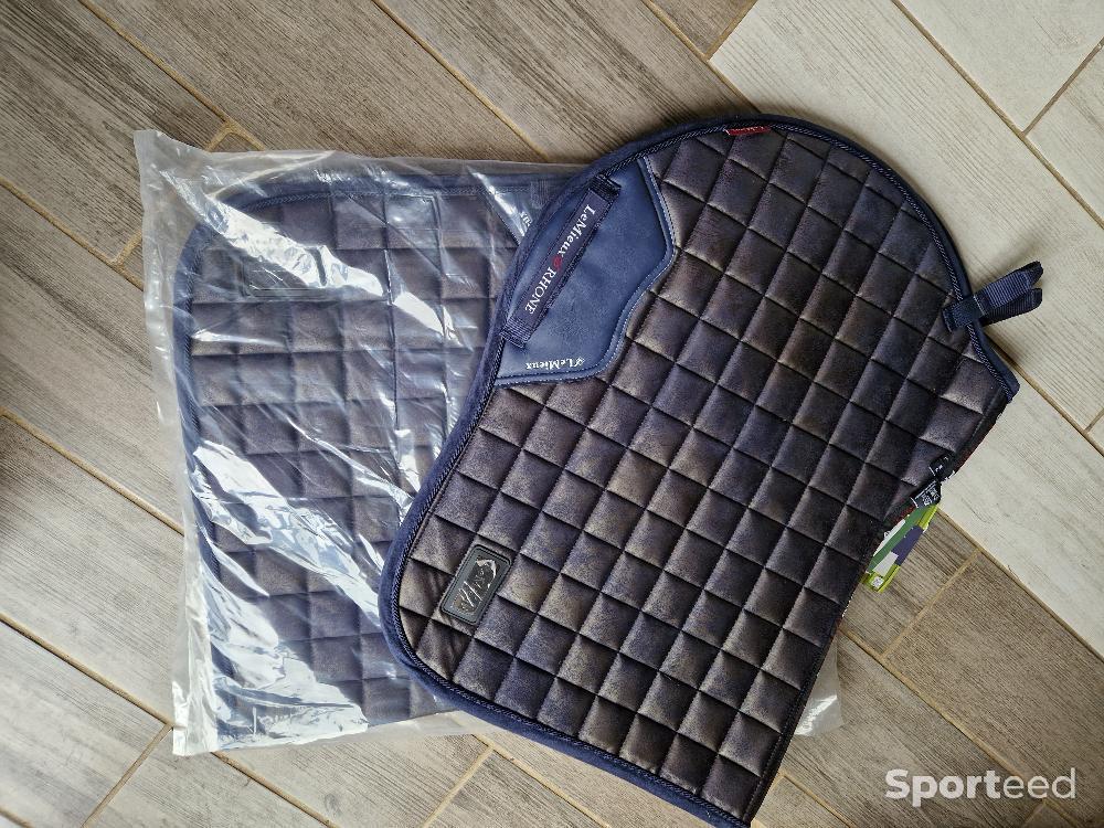 Equitation - Ensembles de 2 tapis et 1 bonnet lemieux neuf - photo 1