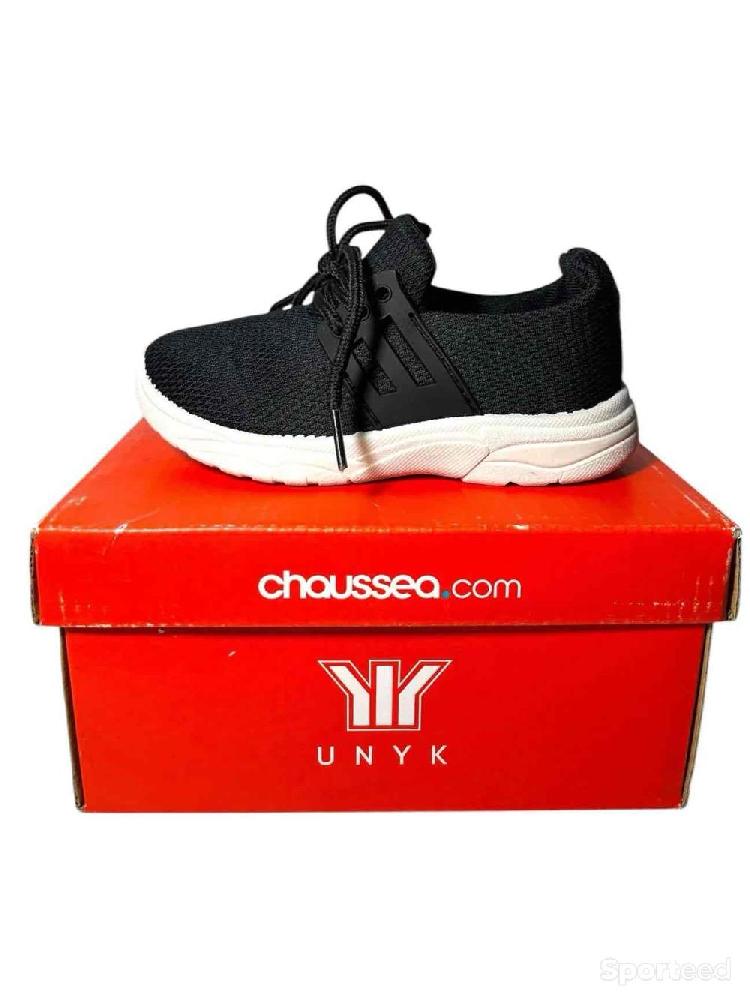Sportswear - Baskets chaussures Noir Unyk Chaussea enfant - photo 1