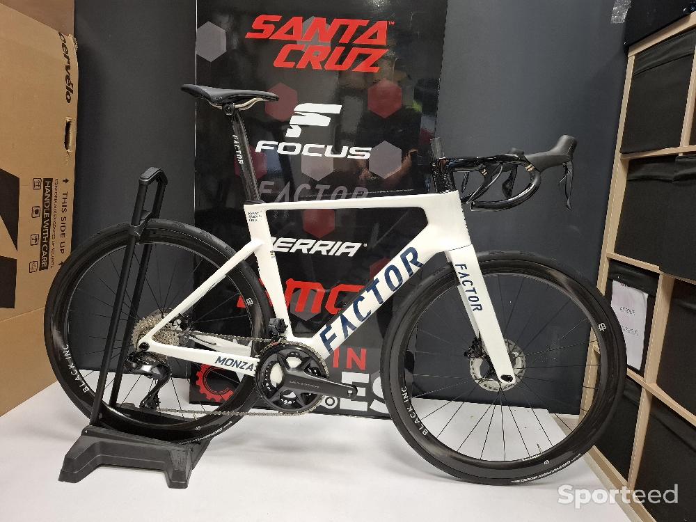 Vélo route - NEUF FACTOR Monza taille M - photo 1