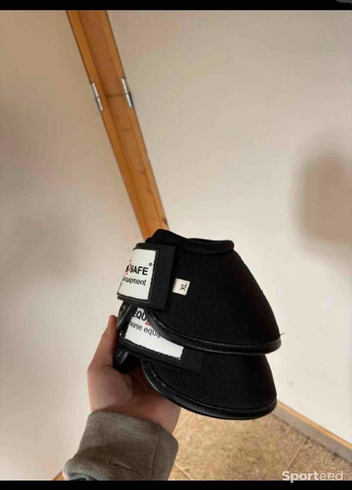 Equitation - Cloche  - photo 1