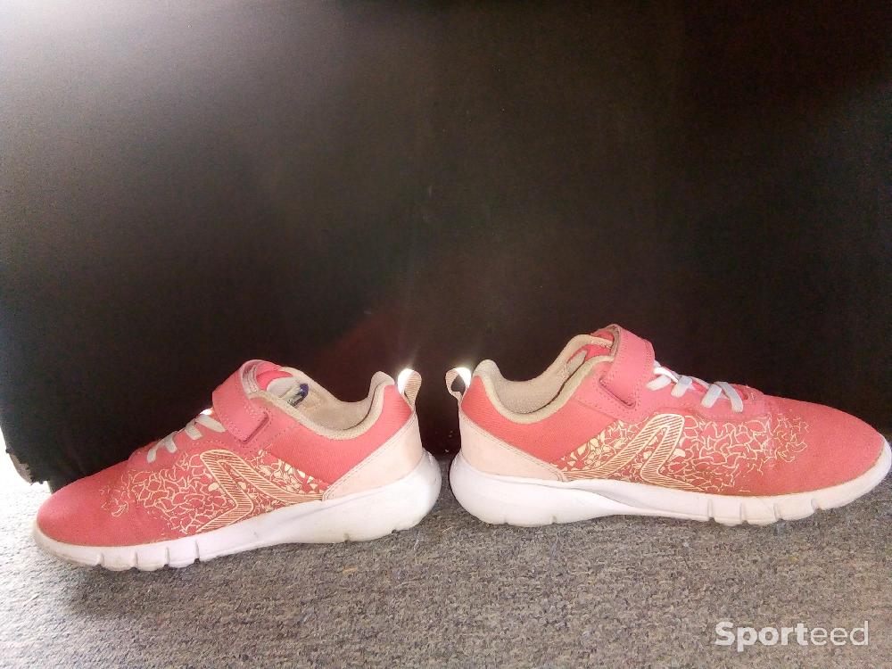 Sportswear - Baskets Newfeel taille 36 - photo 4