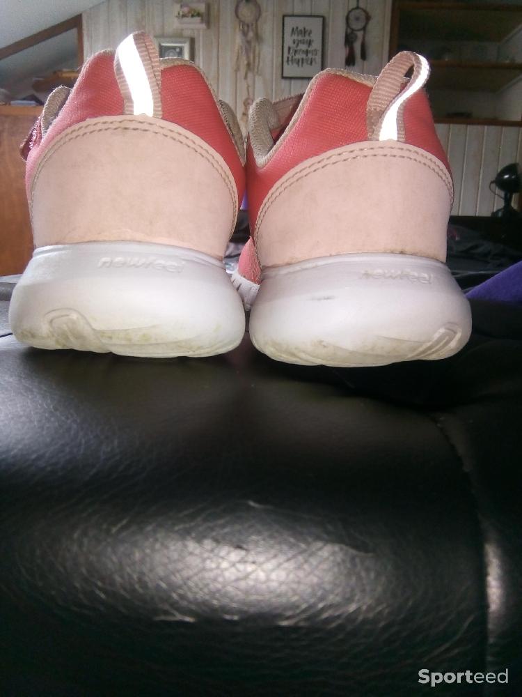 Sportswear - Baskets Newfeel taille 36 - photo 5