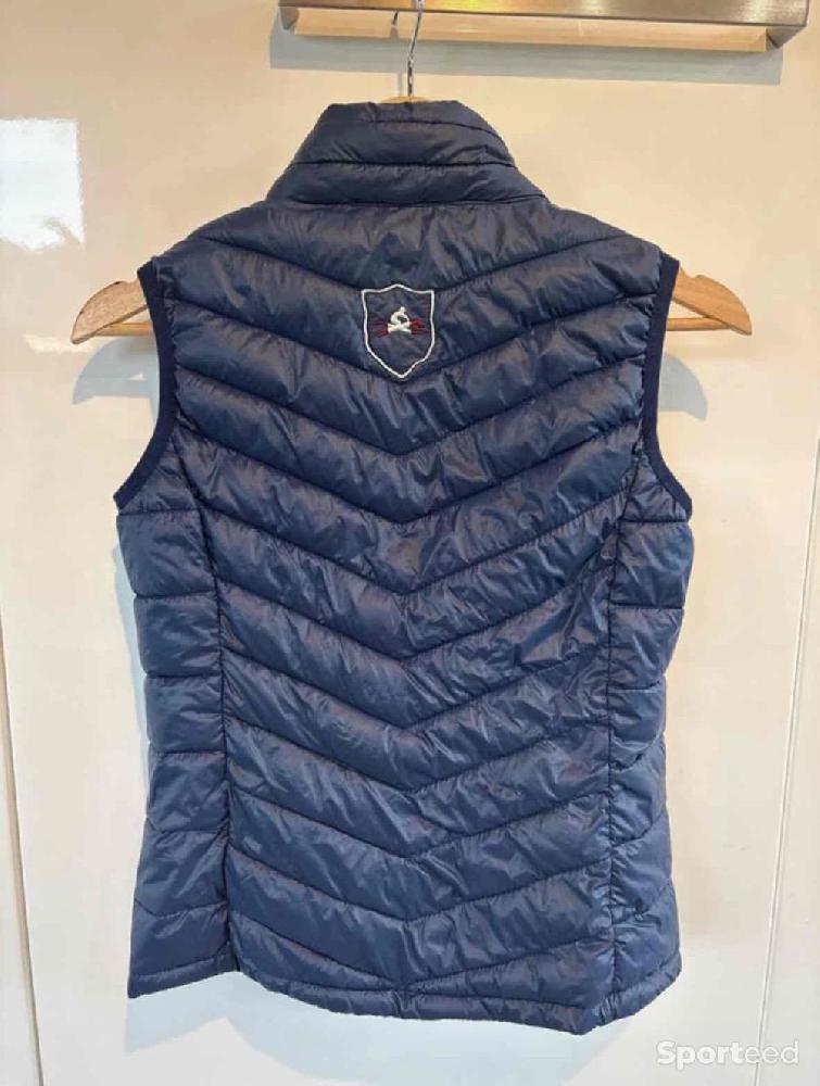 Equitation - Gilet sans manche Equitheme 14 ans parfait état  - photo 2