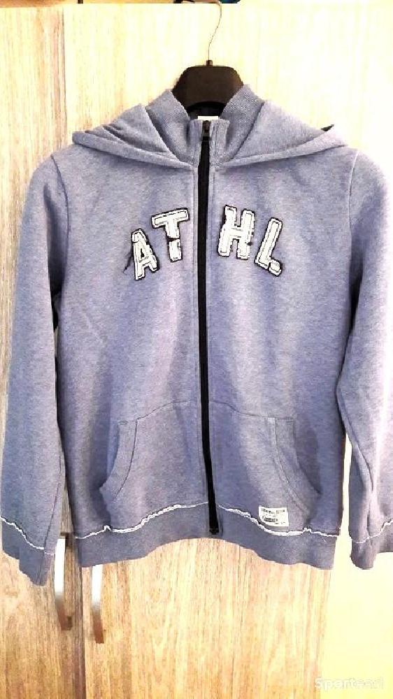 Sportswear - Sweet à capuche 14 ans - photo 1