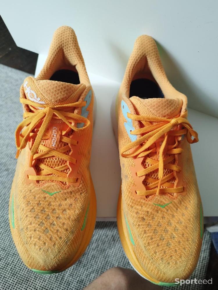 Course à pied route - Chaussures de running Hoka Clifton 9 - photo 4