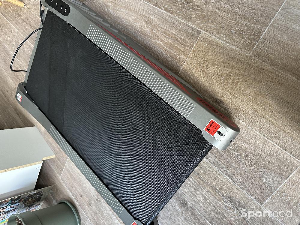 Fitness / Cardio training - Tapis de course électrique avec inclinaison 5° (et application de contrôle)  - photo 2