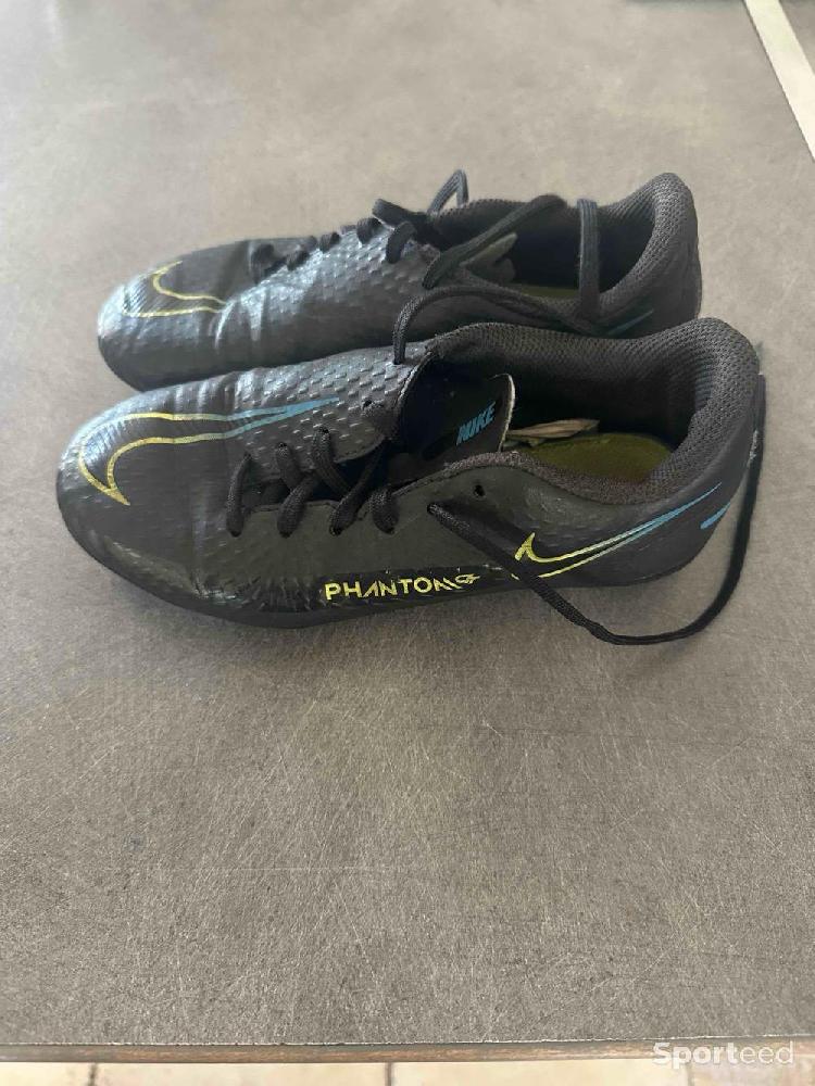 Football - Chaussures foot enfant taille 32 - photo 2
