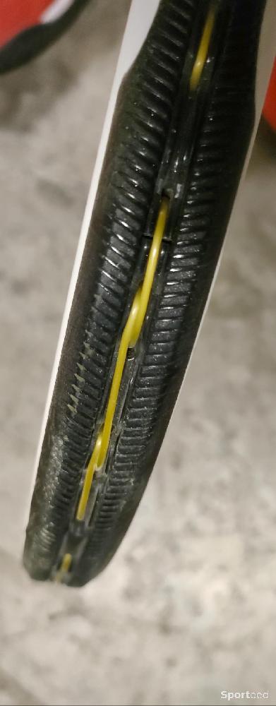 Tennis - Raquette tennis BABOLAT PURE STRIKE comme neuve de janvier 2024 - photo 3