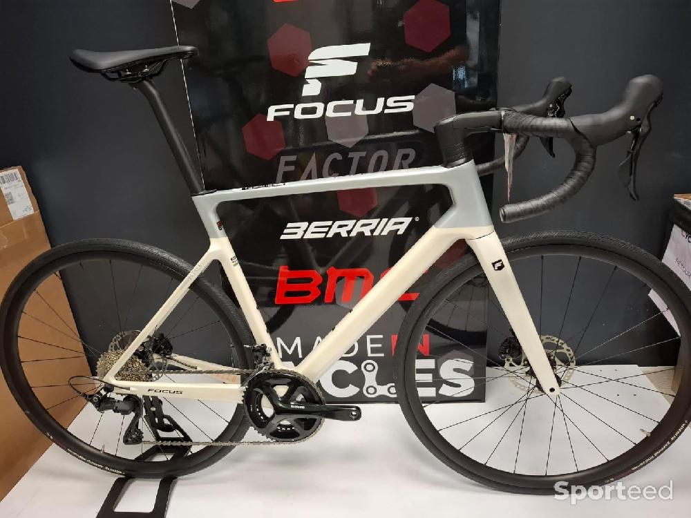 Vélo route - NEUF FOCUS IZALCO MAX 8.7 Tailles S/M/L - photo 1